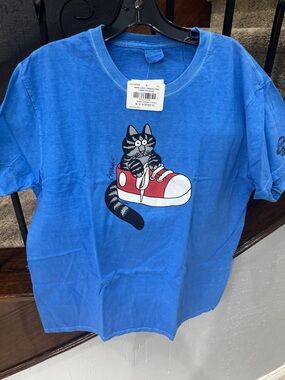 New NWT B.kliban Crazy Shirts Blue Shirt Cat Graphic Tee in Red Sneaker XXL
